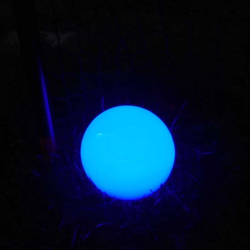 Ballon de foot lumineux 6,5cm — FIASMED